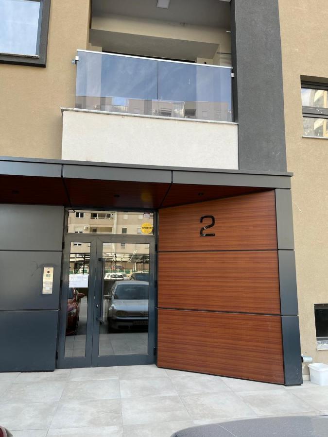 Porta Leks Apartment, Self Check-In, Own Parking 스코페 외부 사진